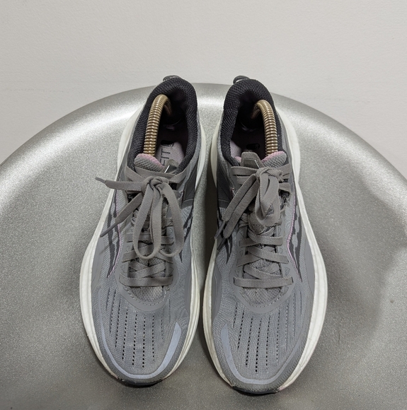 Saucony Tempus Women's running shoes size 8US - Picture 2 of 9